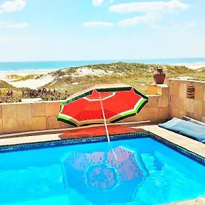 14 Penguin Place, Guest house Melkbosstrand